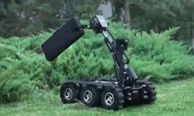 Robot xử lý bom chính xác với khả năng tải 140kg Màu đen
